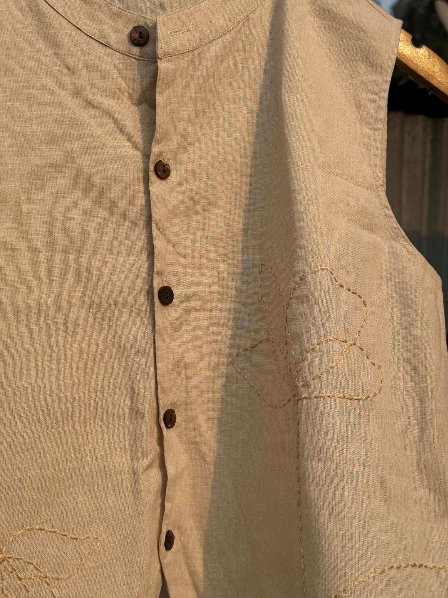 Say No to Sleeves – Wildflower Linen Top