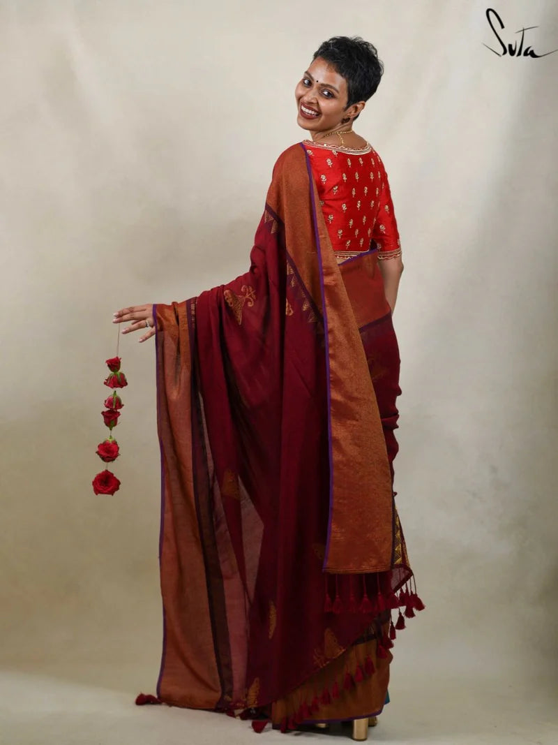 Rasraani Red Cotton Acrylic Saree