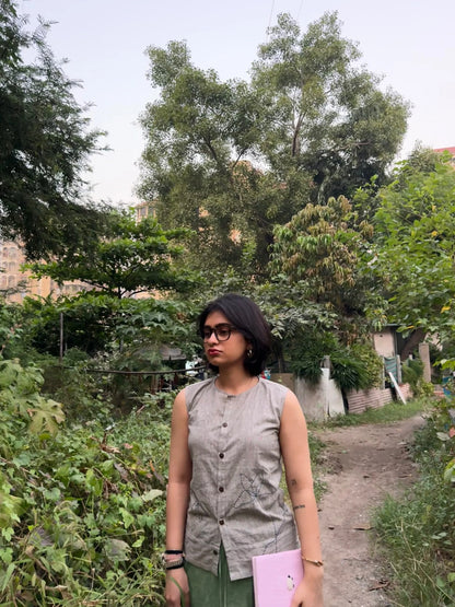 Say No to Sleeves – Wildflower Linen Top