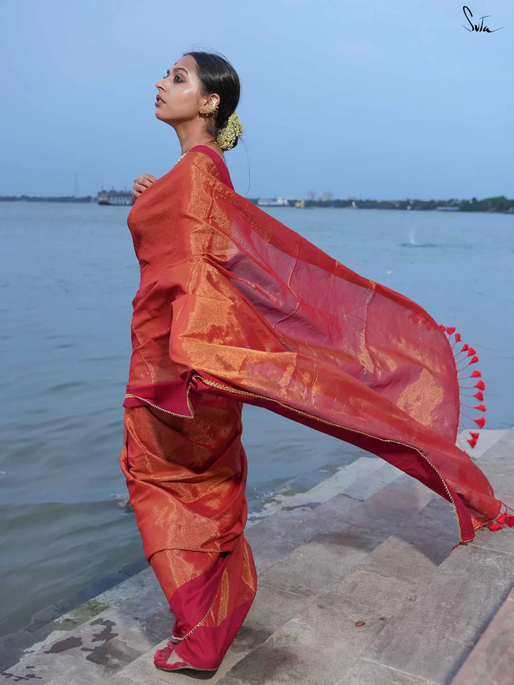 Shonajhuri Maroon Acrylic Cotton Saree